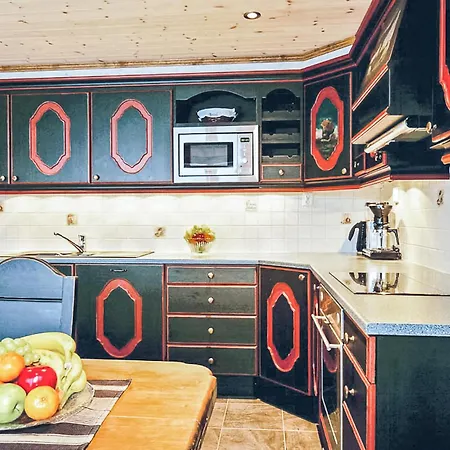 Skarsnuten Holiday home *